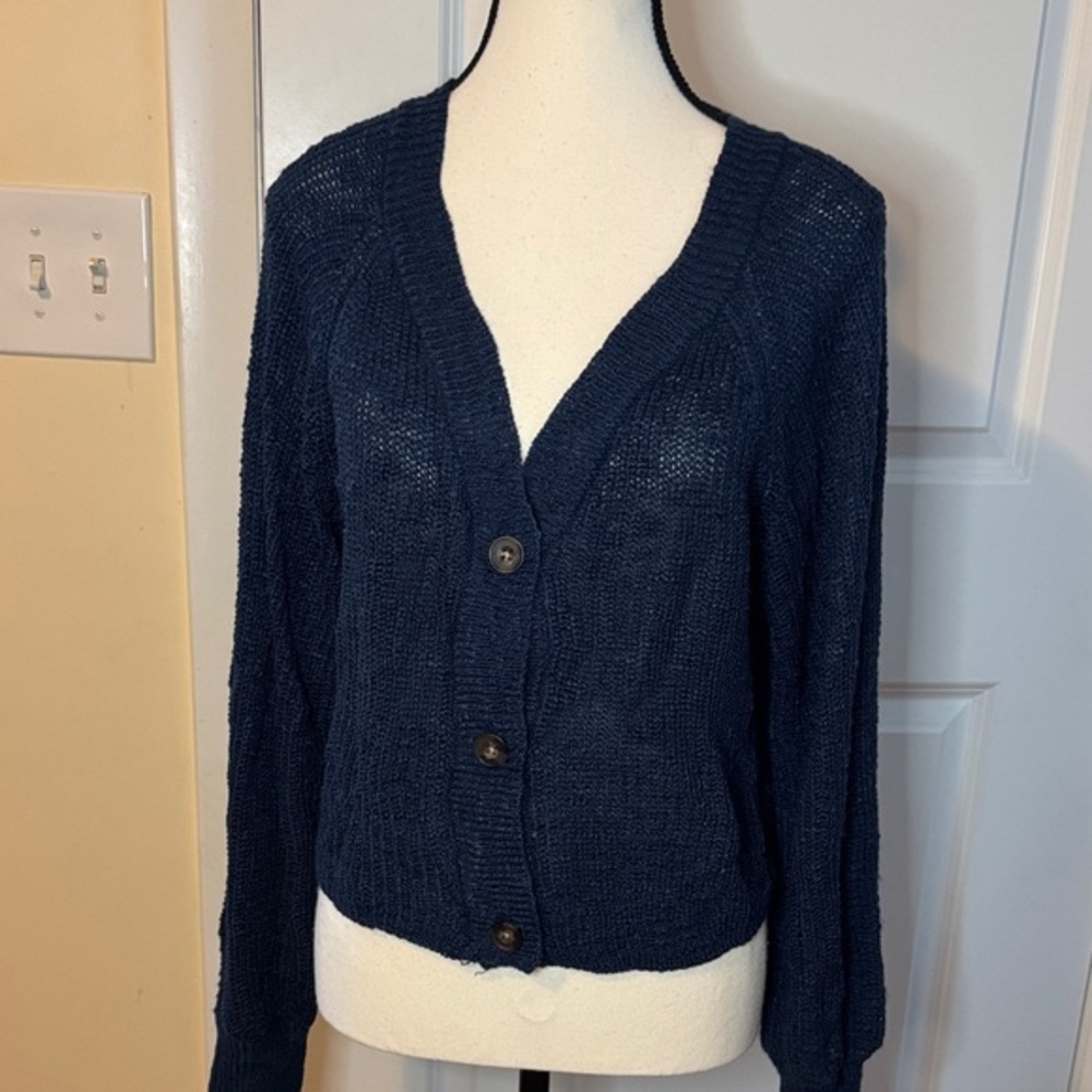 NWT Francesca's Collections Jun & Ivy / LG women’s blue Cropped Cardigan buttons - Picture 1 of 4